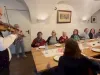 alles feiert ...