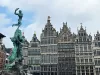 Brabo Brunnen auf dem Grote Markt